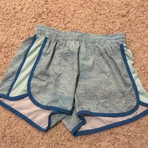 Brooks running shorts - sz M